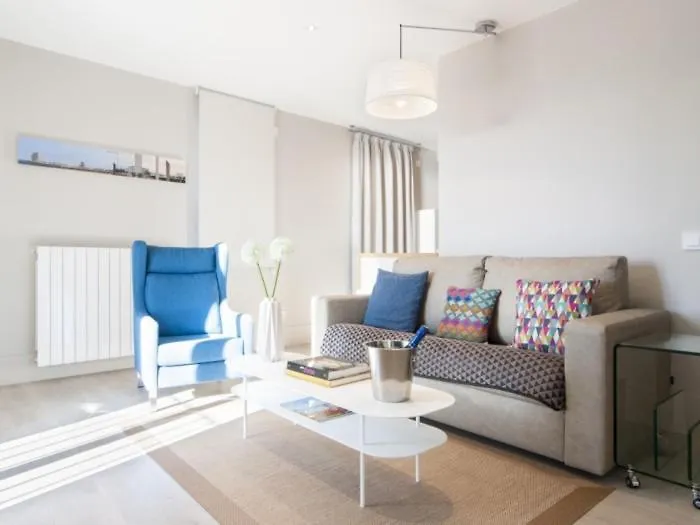 شقة Kronos On The Beach Attic Suite برشلونة